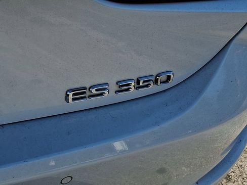 Used 2019 Lexus ES 350 Ultra Luxury image 31