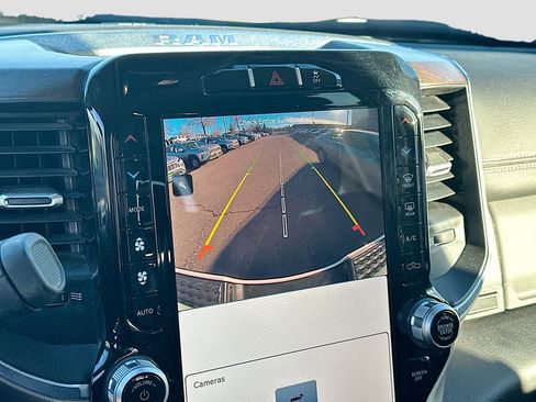 Used 2024 RAM 2500 Laramie image 23