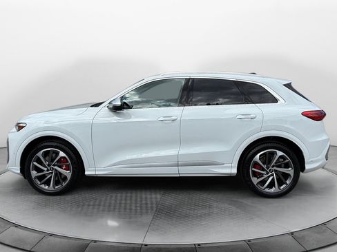 New 2026 Audi SQ5 Premium Plus AWD/4WD image 4