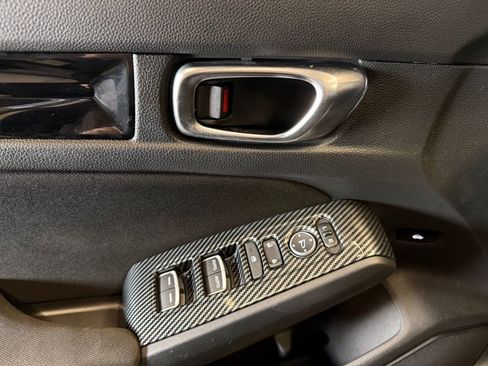 Used 2022 Honda Civic EX image 19