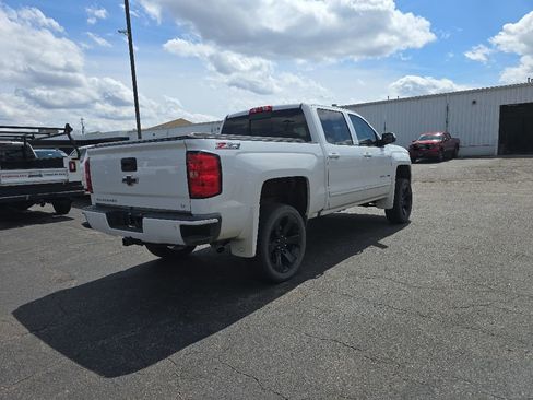 Used 2017 Chevrolet Silverado 1500 LT w/ All Star Edition AWD/4WD image 6