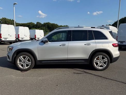 Used 2023 Mercedes-Benz GLB 250 4MATIC image 4