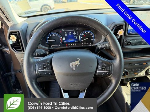 Used 2022 Ford Bronco Sport Outer Banks w/ Tech Package image 2