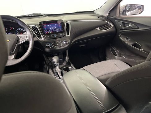 Used 2024 Chevrolet Malibu LT FWD image 18