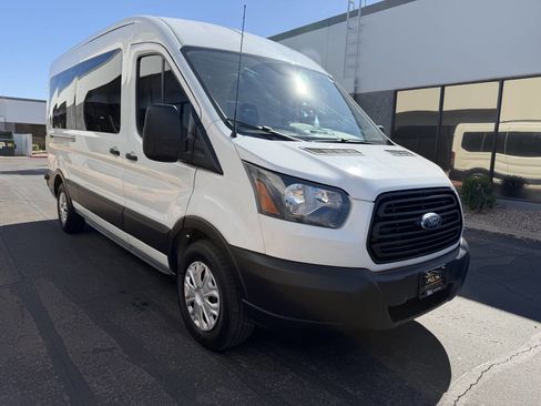 Used 2019 Ford Transit 350 XL image 4