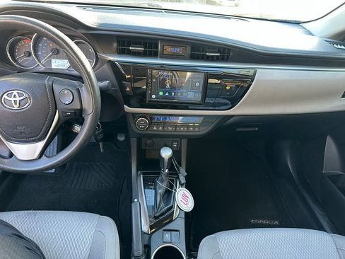 Used 2016 Toyota Corolla LE image 11