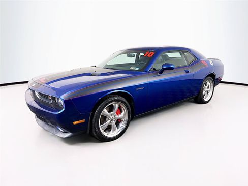 Used 2010 Dodge Challenger R/T RWD image 7