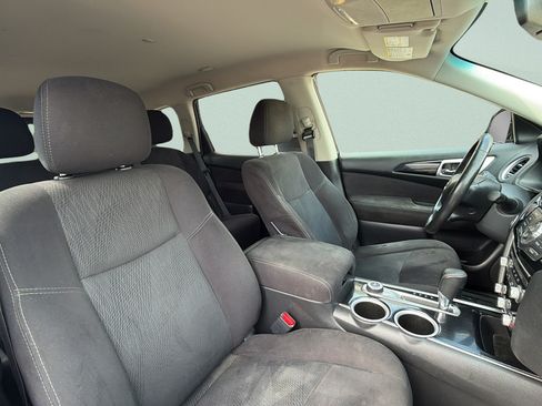 Used 2014 Nissan Pathfinder SV AWD/4WD image 25