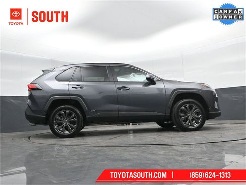 Used 2023 Toyota RAV4 XLE Premium image 43