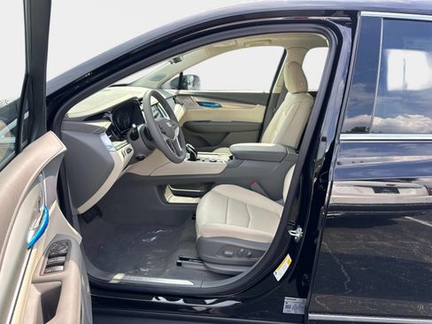 New 2026 Cadillac XT5 Premium Luxury w/ Driver Assist Package AWD/4WD image 17