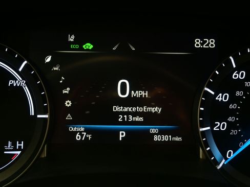 Used 2022 Toyota Highlander XLE AWD/4WD image 26