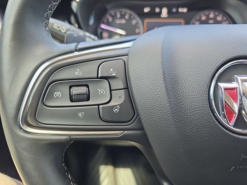 Used 2021 Buick Envision Essence w/ Sport Touring Package FWD image 17