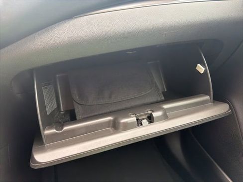 Used 2018 Buick Encore Preferred image 31