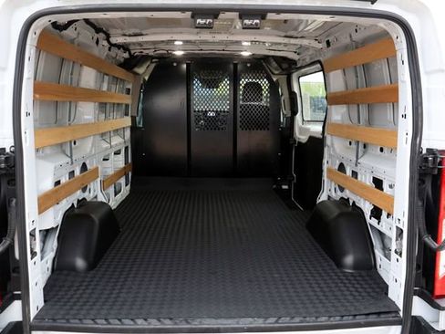 Used 2024 Ford Transit 250 Low Roof w/ Exterior Upgrade Package RWD image 17