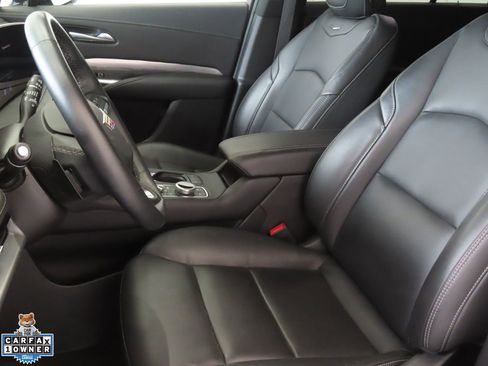 Used 2025 Cadillac XT4 Premium Luxury FWD image 11