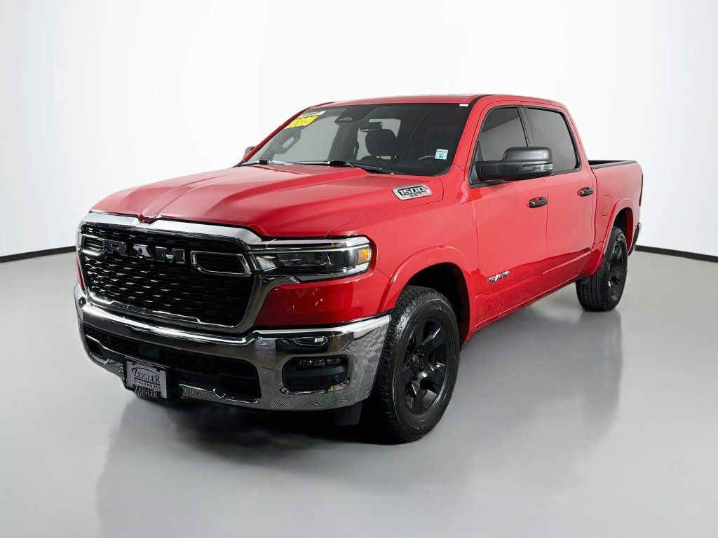Used 2025 RAM 1500 Big Horn AWD/4WD image 3