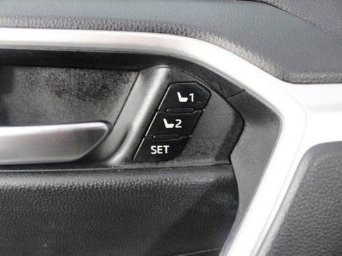 Used 2023 Toyota RAV4 XLE Premium image 16