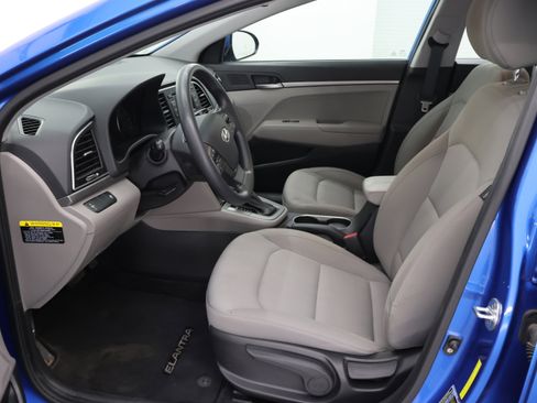Used 2018 Hyundai Elantra SE FWD image 9