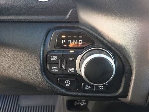 Used 2019 RAM 1500 Big Horn image 22