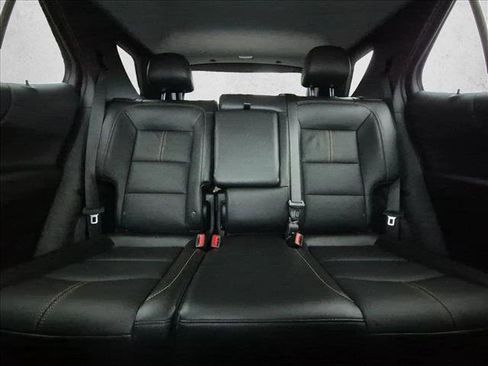 Used 2023 Chevrolet Equinox Premier w/ LPO, Floor Liner Package FWD image 5