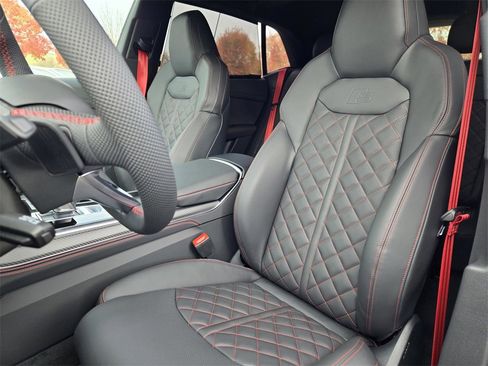 New 2026 Audi Q8 Prestige image 20