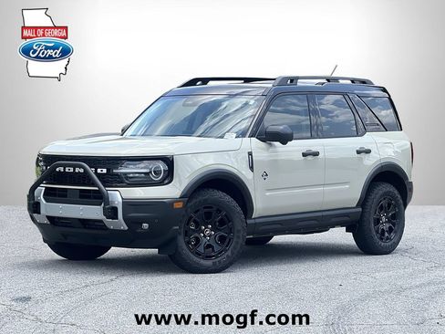 New 2025 Ford Bronco Sport Outer Banks w/ Sasquatch Outer Banks Package AWD/4WD image 1