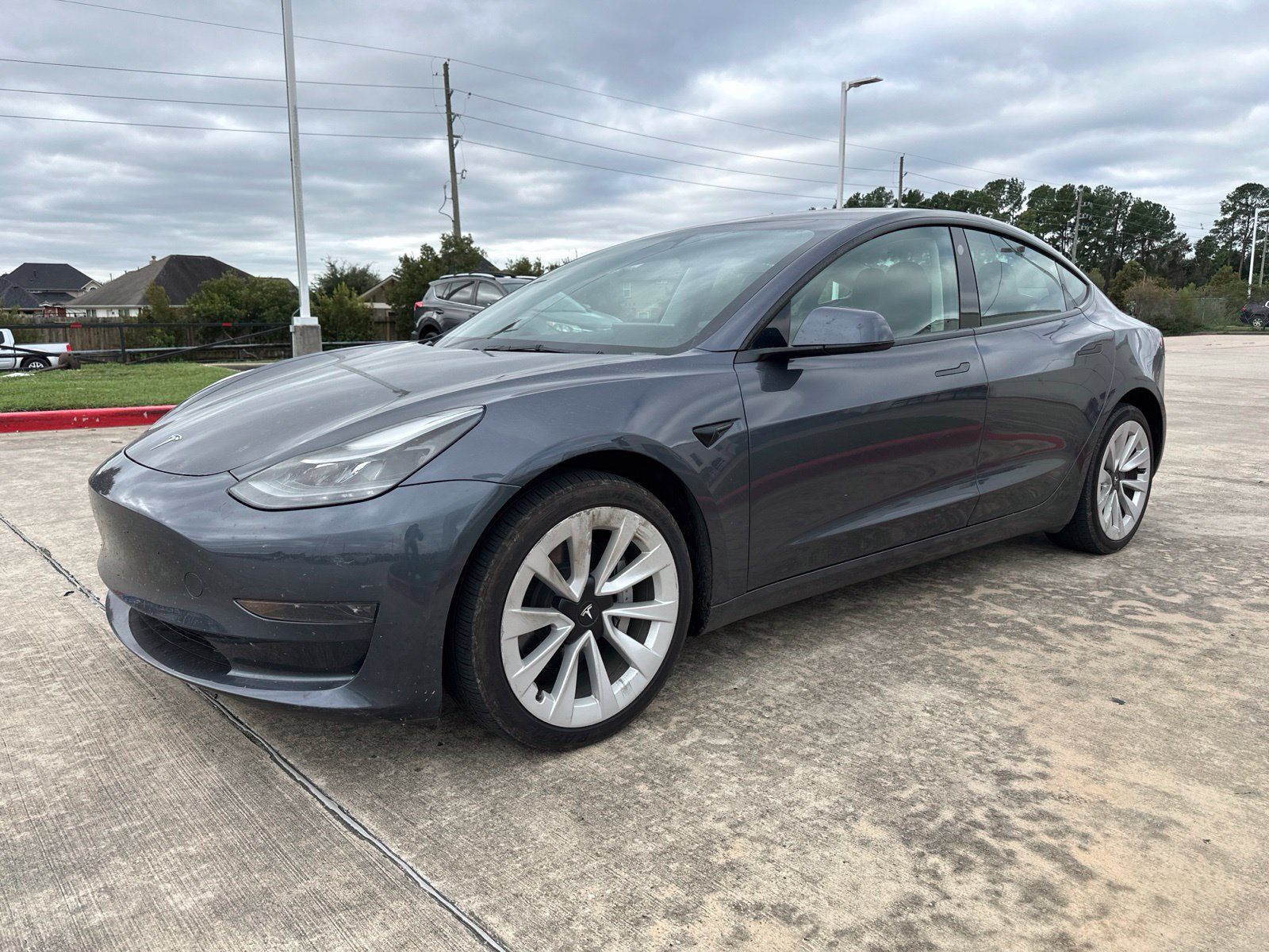 Used 2023 Tesla Model 3 Standard Range RWD image 3