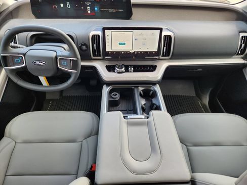 New 2026 Ford Expedition Active RWD image 24