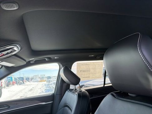 New 2026 Jeep Grand Cherokee Limited image 12