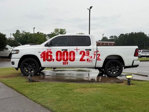 New 2026 RAM 1500 Laramie w/ Night Edition AWD/4WD image 4