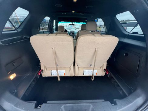 Used 2016 Ford Explorer XLT w/ Equipment Group 202A image 34