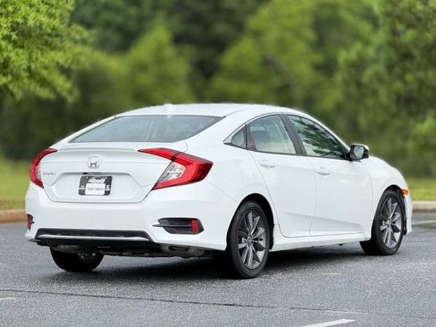Used 2019 Honda Civic EX image 11