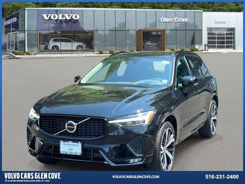 Certified 2025 Volvo XC60 B5 Ultra w/ Protection Package Premier image 2