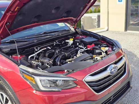 Used 2022 Subaru Outback Premium image 10