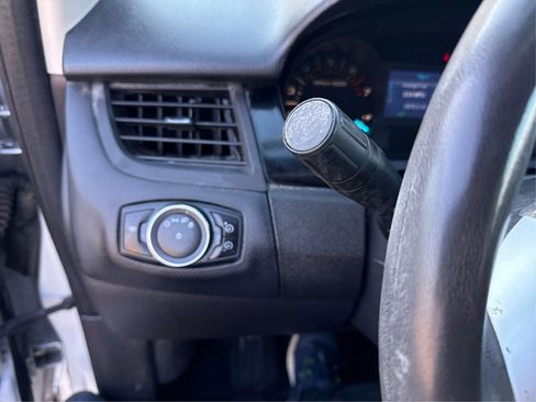 Used 2013 Ford Edge SE FWD image 25