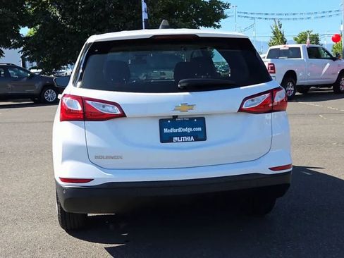 Used 2020 Chevrolet Equinox LS FWD image 7