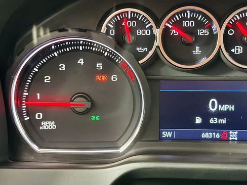 Used 2022 Chevrolet Silverado 1500 LT Trail Boss w/ Bed Protection Package image 13