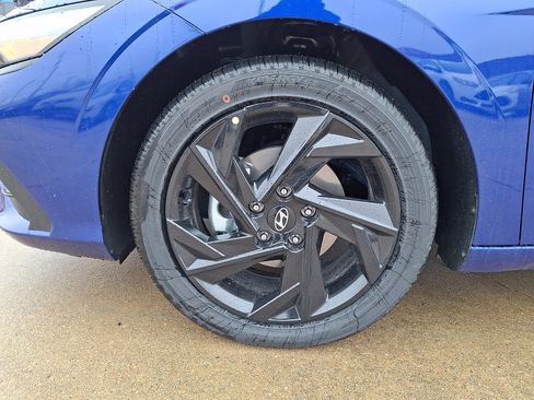 New 2026 Hyundai Elantra Sport image 18