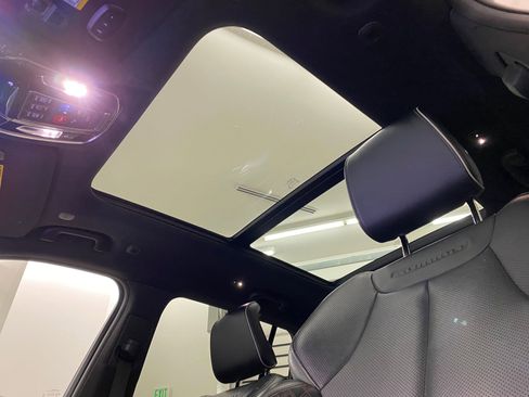 Used 2022 Jeep Grand Cherokee Summit image 14