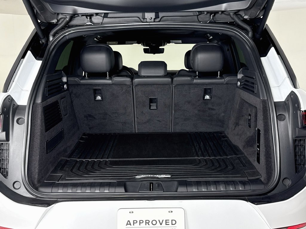 Used 2023 Land Rover Range Rover Sport SE AWD/4WD image 25