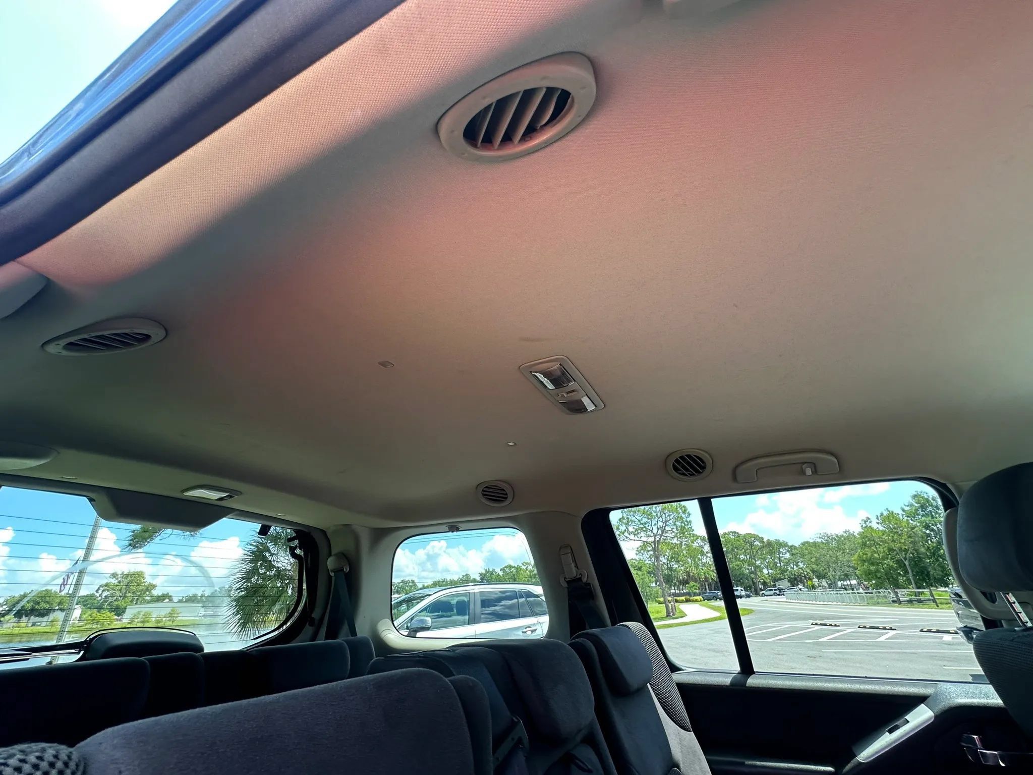 Used 2008 Nissan Pathfinder SE AWD/4WD image 29