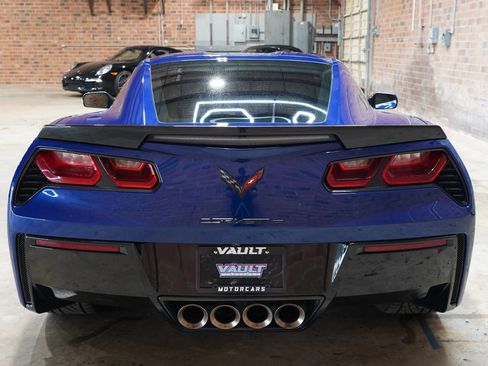Used 2016 Chevrolet Corvette Stingray Coupe w/ Carbon Flash Badge Package image 12