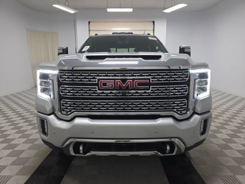 Used 2021 GMC Sierra 3500 Denali w/ Denali Ultimate Package image 2