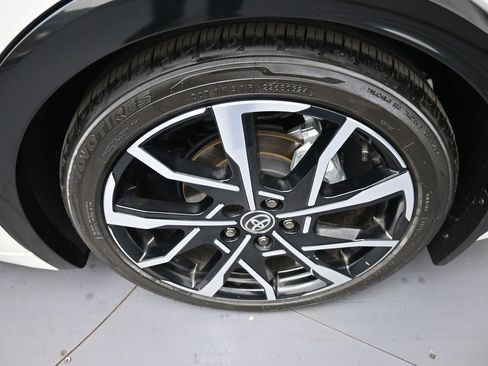 Certified 2024 Toyota Prius Prime image 15