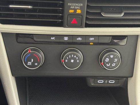 Used 2024 Volkswagen Jetta S image 20