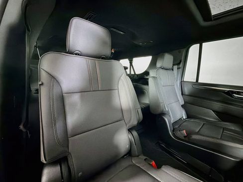 New 2026 Chevrolet Suburban RST w/ Comfort Package AWD/4WD image 25
