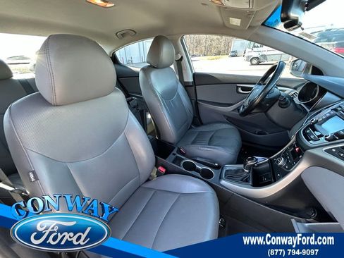 Used 2016 Hyundai Elantra Limited image 24