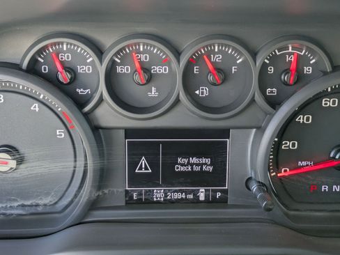 Used 2025 GMC Sierra 3500 Pro w/ 1SA Pro Safety Plus Package AWD/4WD image 19