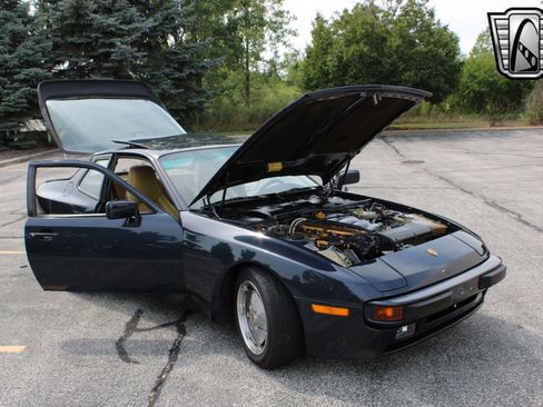 Used 1987 Porsche 944 S image 18