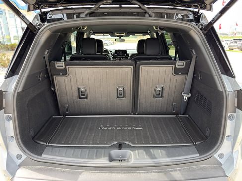 Used 2025 Nissan Pathfinder Rock Creek image 17